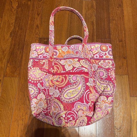 Vera Bradley Tote - Picture 2 of 6